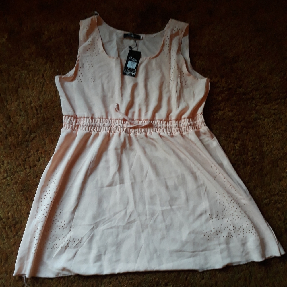Ruiyige pink dress